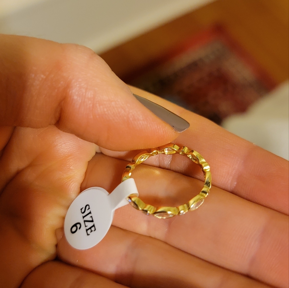 Marquis Cut Vermeil Ring Gold Plated Sterling Silver - Picture 4 of 6